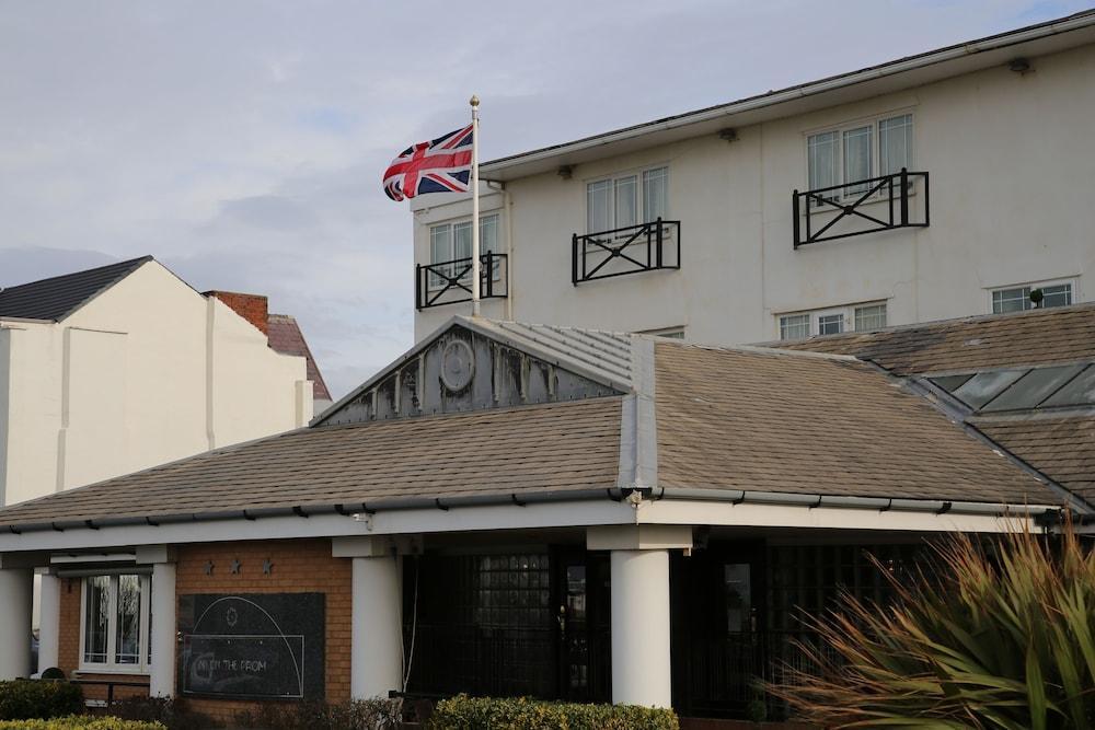 Inn On The Prom At The Fernlea Hotel Lytham St Annes Exterior photo